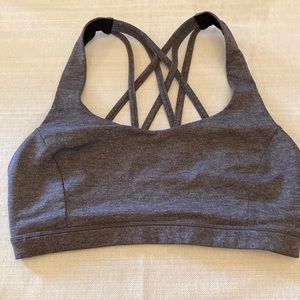 Lululemon size 8 free to be Serene bra in heathered black